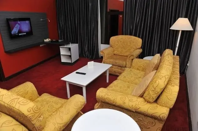 Premier Süit (Room)
