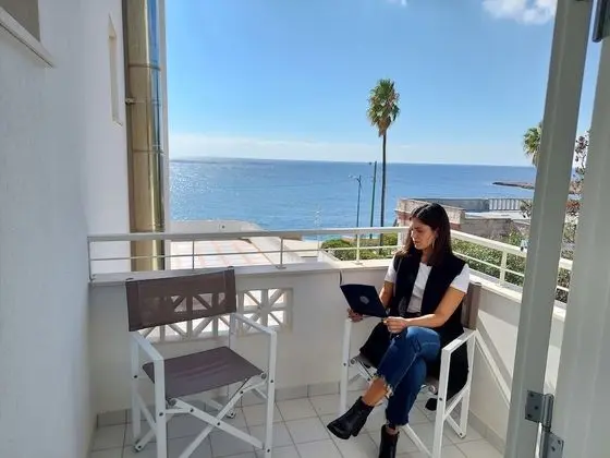 Superior Dört Kişilik Oda, Kısmi Deniz Manzaralı