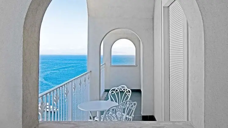 Premium Oda, Kısmi Deniz Manzaralı