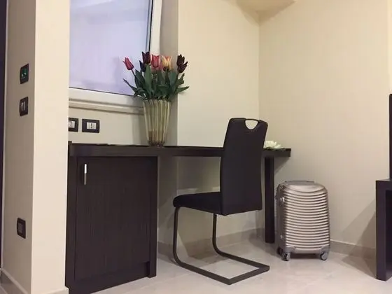 Üç Kişilik Oda, Birden Çok Yatak, Sigara İçilmez