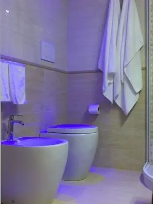 Üç Kişilik Oda, Birden Çok Yatak, Sigara İçilmez