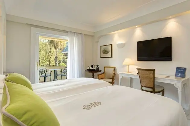 Deluxe Tek Büyük veya İki Ayrı Yataklı Oda, Balkon, Şehir Manzaralı