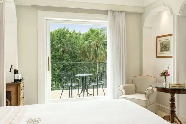Deluxe Tek Büyük veya İki Ayrı Yataklı Oda, Balkon, Şehir Manzaralı