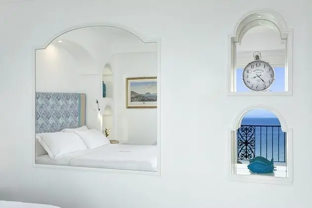 Premier Tek Büyük veya İki Ayrı Yataklı Oda, Balkon, Deniz Manzaralı