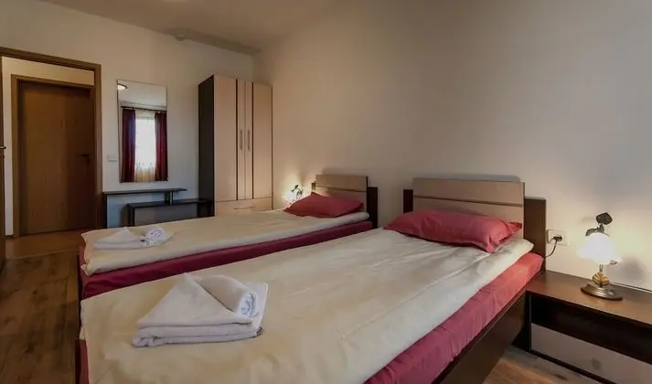 Apart Daire, 2 Yatak Odası, Sigara İçilmez