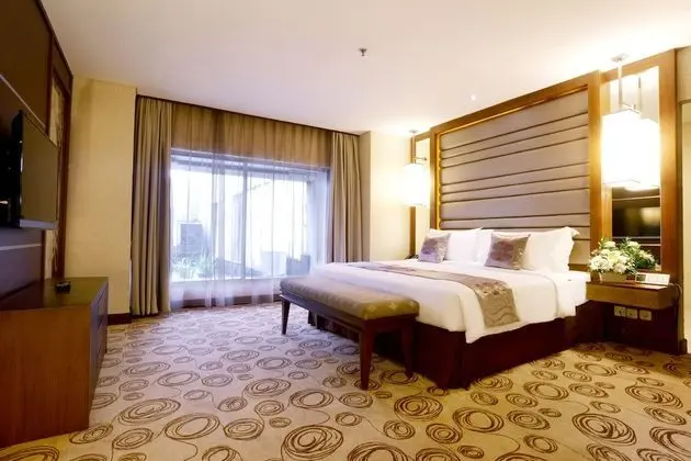 Grand Executive Suite