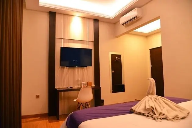 Superior Tek Büyük veya İki Ayrı Yataklı Oda