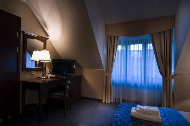 Tek Büyük Yataklı Oda