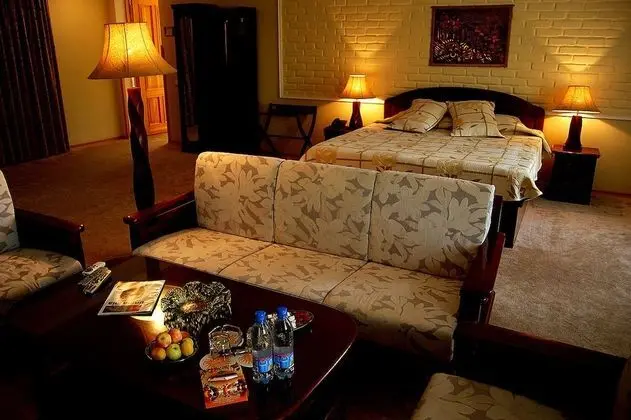 Deluxe Tek Büyük veya İki Ayrı Yataklı Oda