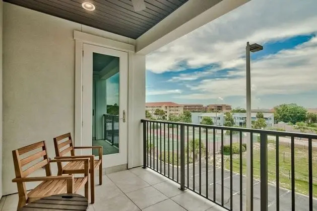 Ev (Grand Sandpiper Chateau | Golf Cart |)