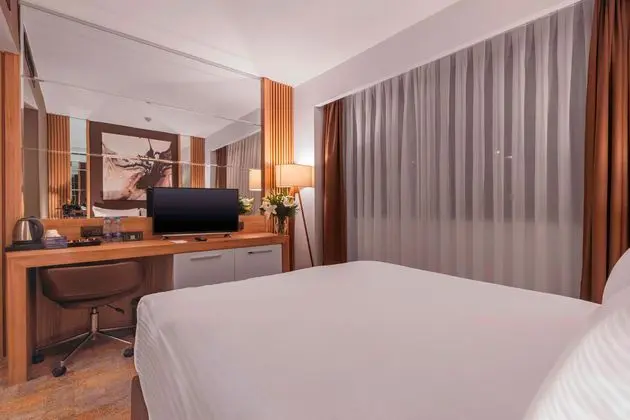https://images.etstur.com/imgproxy/resize/2560x1440/files/images/hotelImages/etsrooms/514597/Grand_Sapphire_City_Hotel_20260429125011_3.jpg