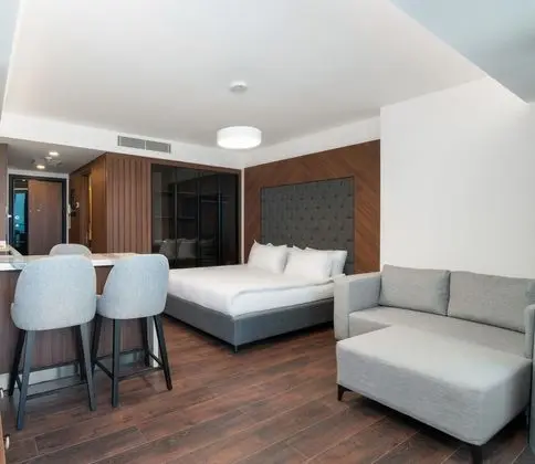 Residence Studio Custom Oda