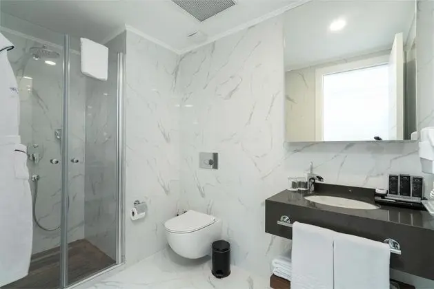 Residene Superior Custom Oda