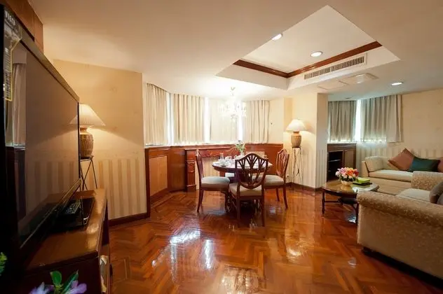Penthouse Suite