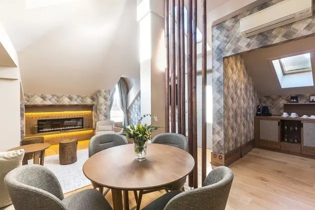 Royal Süit, Teras, Dağ Manzaralı
