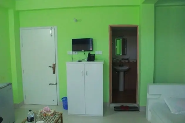 Deluxe Tek Büyük Yataklı Oda, 1 Yatak Odası, Balkon, Tepe Manzaralı
