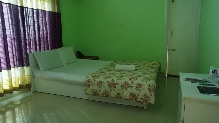 Deluxe Tek Büyük Yataklı Oda, 1 Yatak Odası, Balkon, Tepe Manzaralı