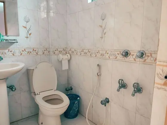 Deluxe Tek Büyük Yataklı Oda, 1 Yatak Odası, Balkon, Tepe Manzaralı