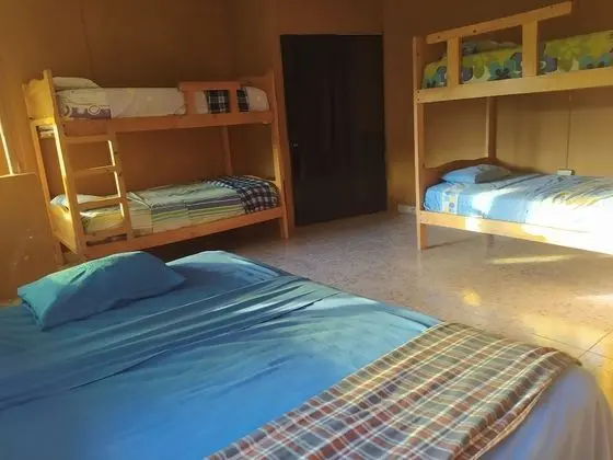 Family Oda, Birden Çok Yatak, Özel Banyo, Havuz Manzaralı