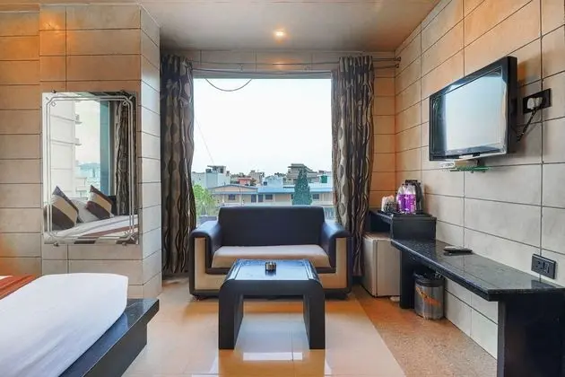 Premium Tek Büyük Yataklı Oda, 1 En Büyük (King) Boy Yatak, Engellilere Uygun, Sigara İçilmez