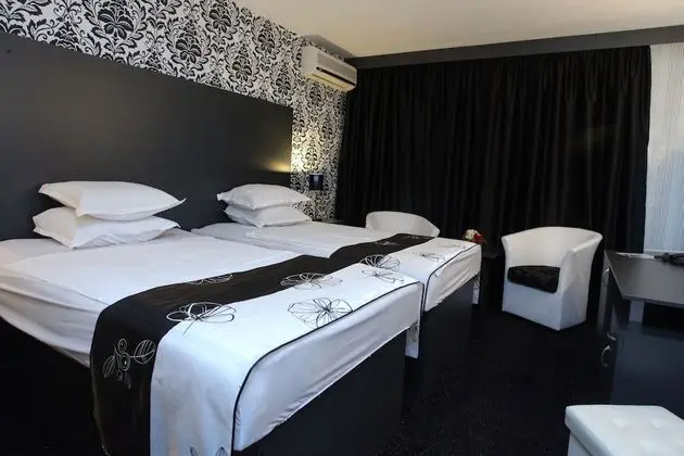 Executive Tek Büyük Yataklı Oda