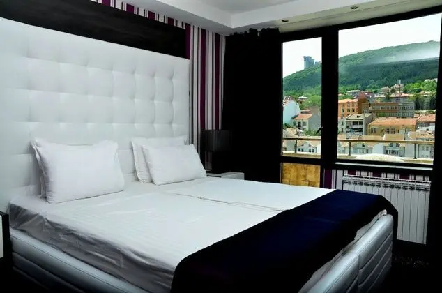 Executive Tek Büyük Yataklı Oda