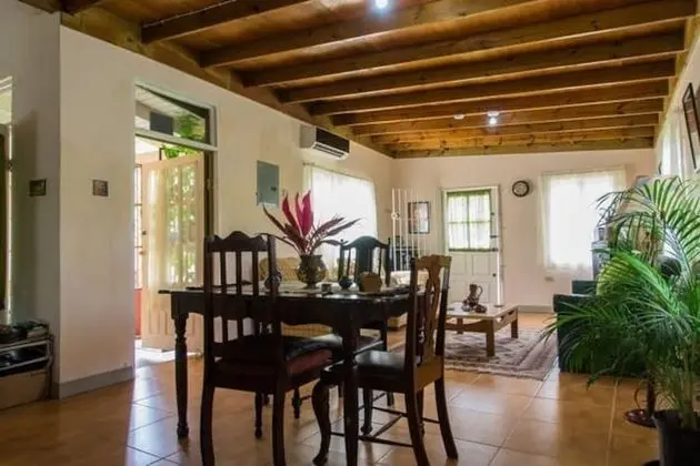 Villa, 1 En Büyük (King) Boy Yatak, Sigara İçilmez