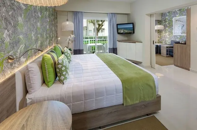 Family Suite, 1 Bedroom, Garden View