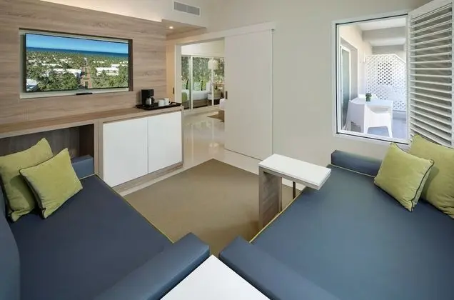 Family Suite, 1 Bedroom, Garden View