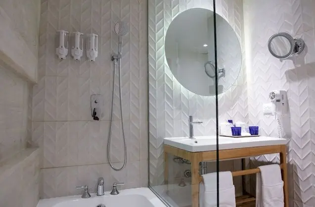 Family Suite, 1 Bedroom, Garden View
