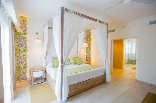 Suite (RENOVATED)