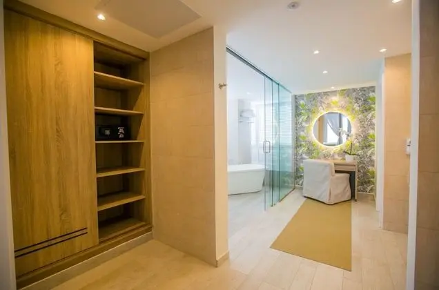 Suite (RENOVATED)