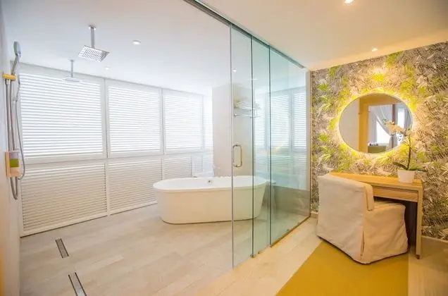 Suite (RENOVATED)