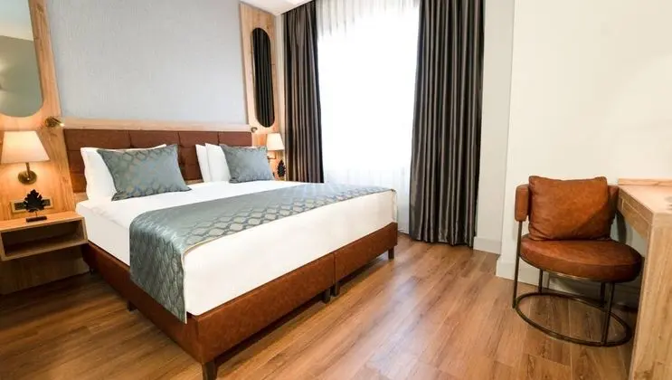 Standart Oda, Şehir Manzaralı
