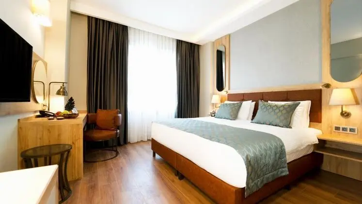 Standart Oda, Şehir Manzaralı