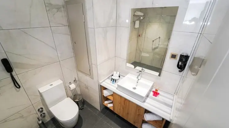Standart Oda, Şehir Manzaralı