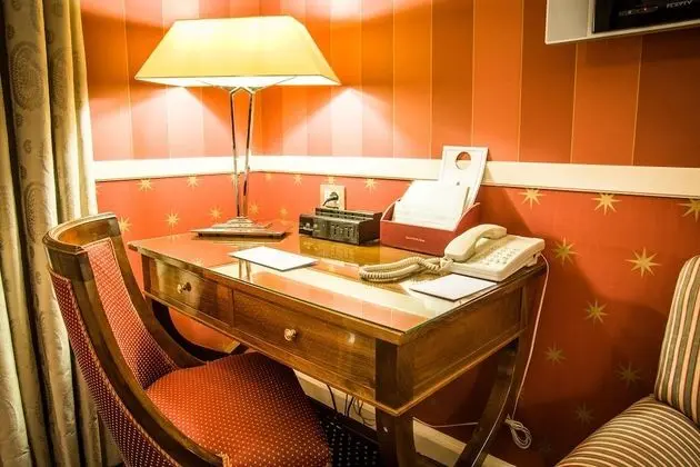 Deluxe Büyük Yataklı Tek Kişilik Oda