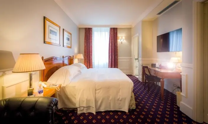 Deluxe Büyük Yataklı Tek Kişilik Oda