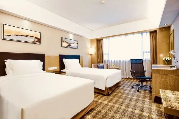 Büyük Yataklı Tek Kişilik Oda