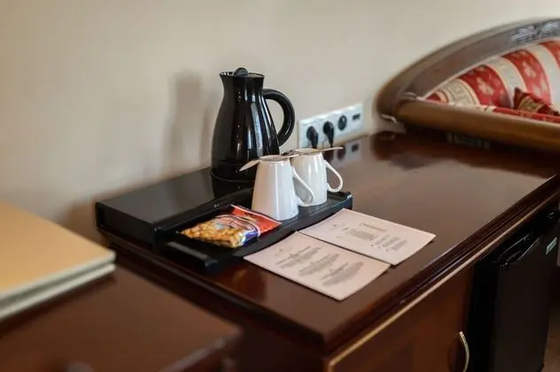 Business Tek Büyük Yataklı Oda