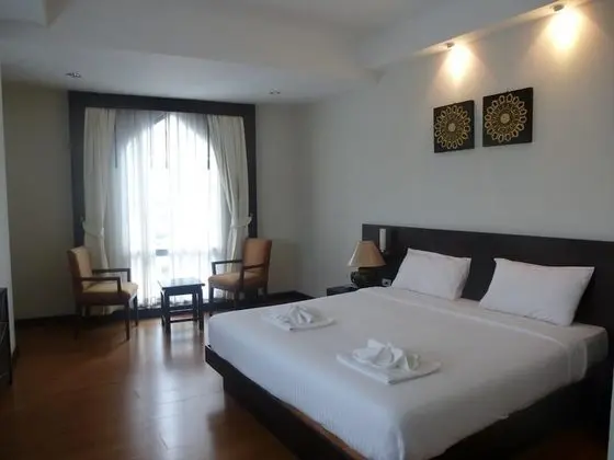 Deluxe Tek Büyük Yataklı Oda