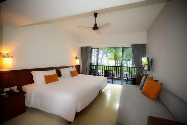 1 Çift Kişilik Veya 2 Tek Kişilik Yatak Deluxe Sea View