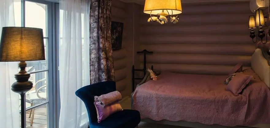 Comfort Tek Büyük Yataklı Oda