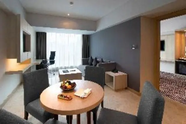 SUITE