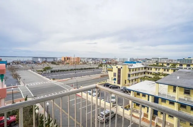 Oda, Şehir Manzaralı