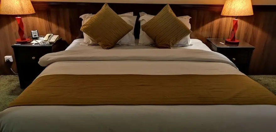 Standard Tek Kişilik Oda, 1 En Büyük (King) Boy Yatak, Havuz Manzaralı