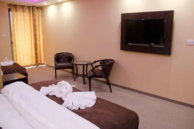 Deluxe Üç Kişilik Oda, Birden Çok Yatak, Sigara İçilmez
