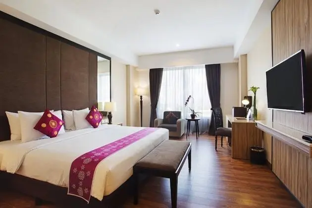 Deluxe Tek Büyük veya İki Ayrı Yataklı Oda
