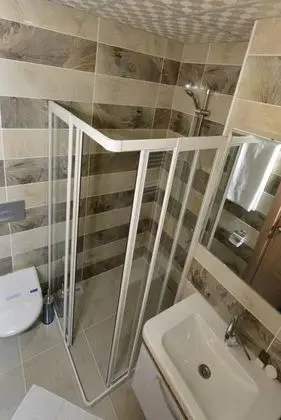 Çift Kişilik, Şehir Manzaralı