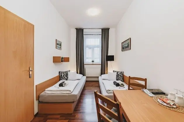 Economy Tek Büyük veya İki Ayrı Yataklı Oda, Ortak Banyo